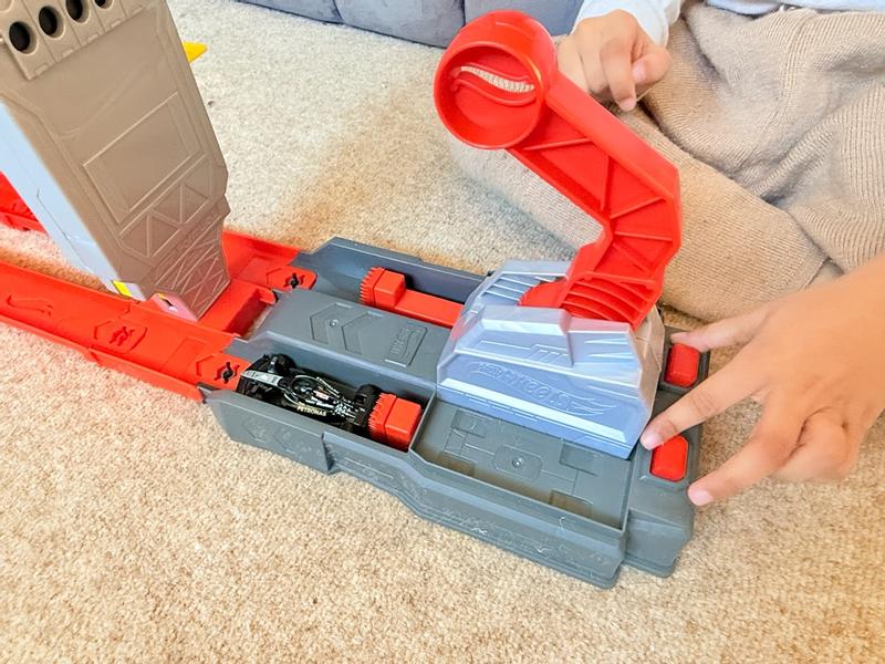 Review Thumbnail Image 0 1215006387