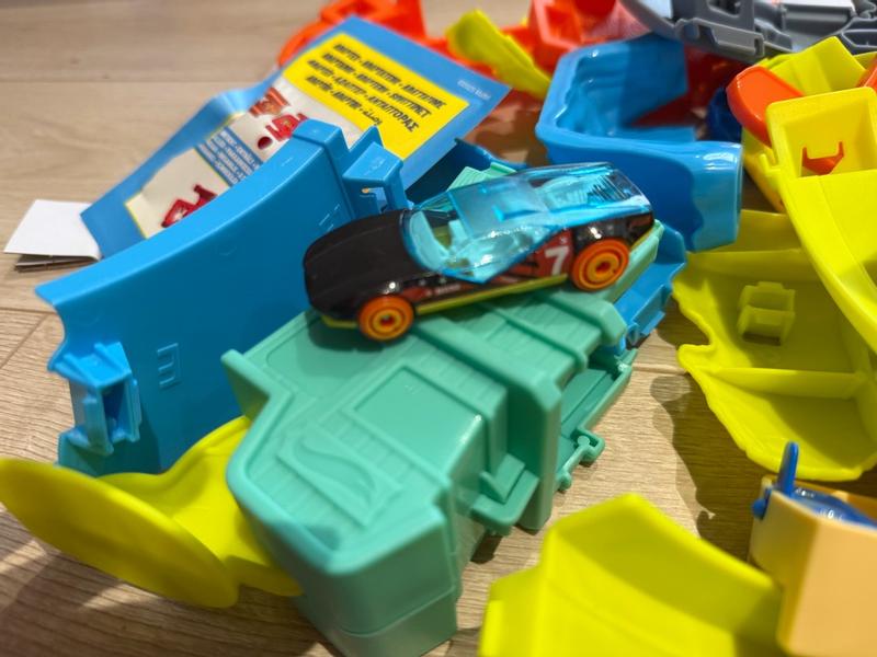 Customer carousel item 4.