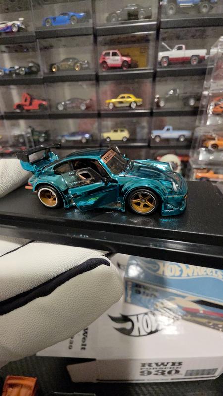 Hot Wheels Japan Convention 2025 NISSAN Skyline GT-R BNR34 Right [In stock] New