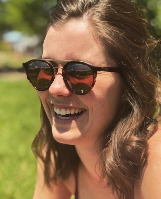 sunny days maui jim display picture 3