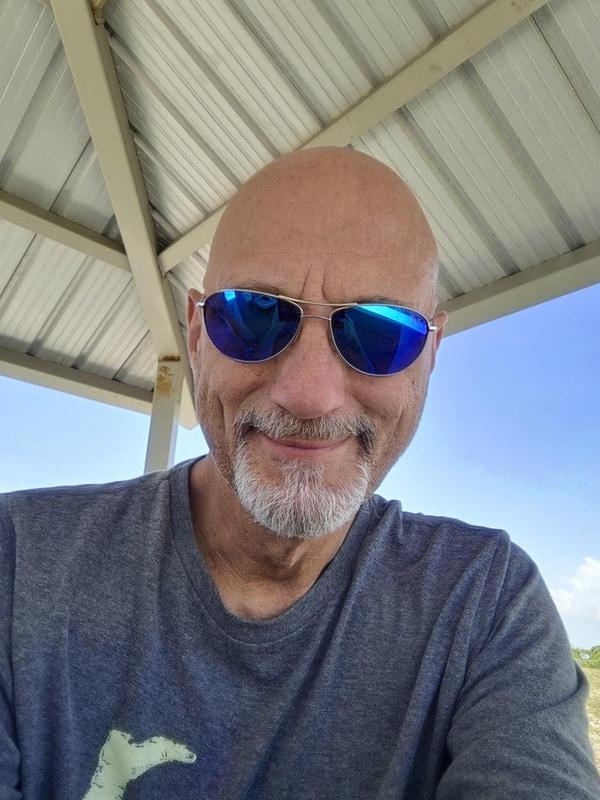 Review Thumbnail Image 0 385556897