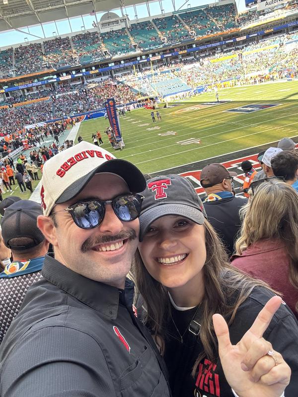 Review Thumbnail Image 0 375253857