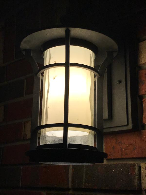 Standard Dimmable Black Oxide Finish 60W Max. Maxim 55784WGBO Oakville LED 1-Light Outdoor Wall Lantern GU24 LED Bulb Glass Shade Material 2016 Rated Lumens Water Glass Glass Damp Safety Rating 
