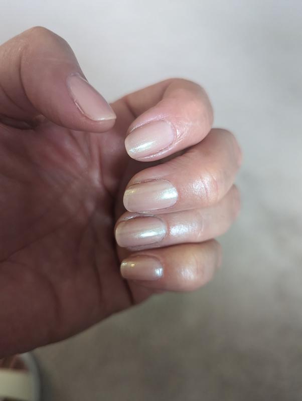 Nail polished with Maybelline gel top coat