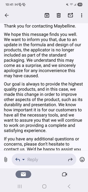 Apparently not including the applicator, a necessary part to actually use this product, it's more important to have a good "presentation"