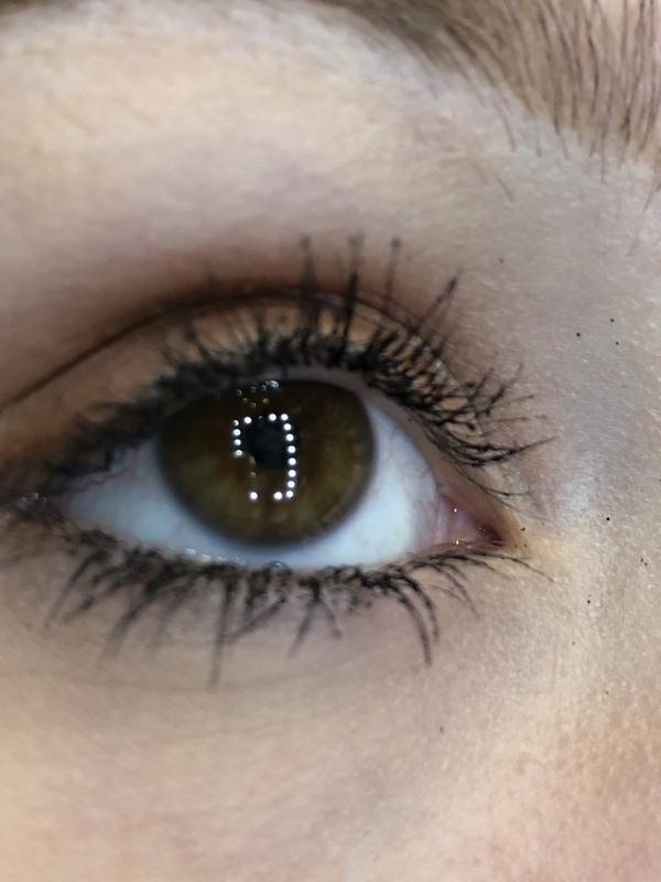 After using 2 swipes of this mascara