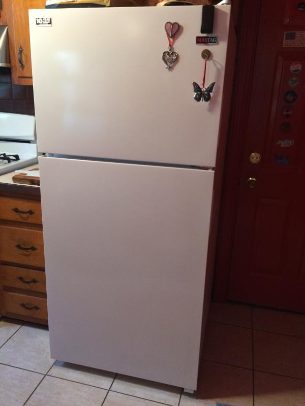 Maytag 18 cu. ft. Top Freezer Refrigerator in Black MRT118FFFE