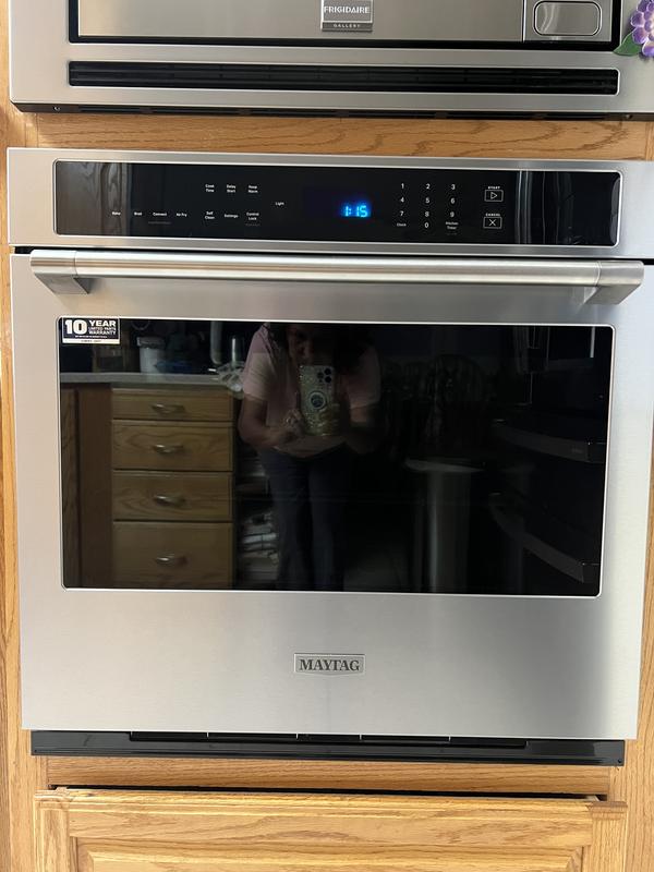 27-inch Single Wall Oven with Air Fry and Basket - 4.3 cu. ft