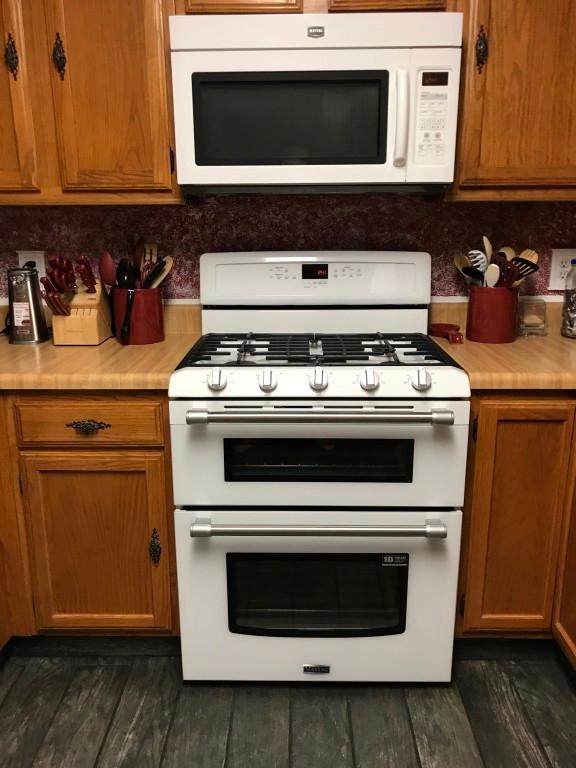 1500 Maytag Gemini 6 0 Cu Ft Double Oven Gas Range With Self Cleaning Convection Oven In White With Stainl Gas Range Double Oven Double Oven Gas Double Oven