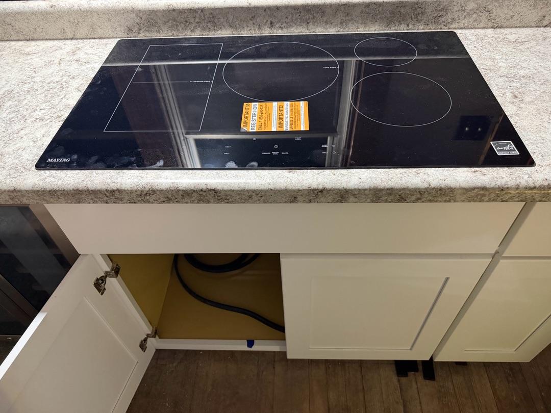 Image 3 of 4