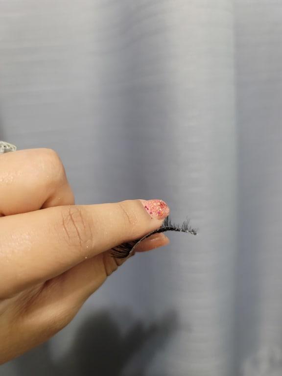 The lash strip base