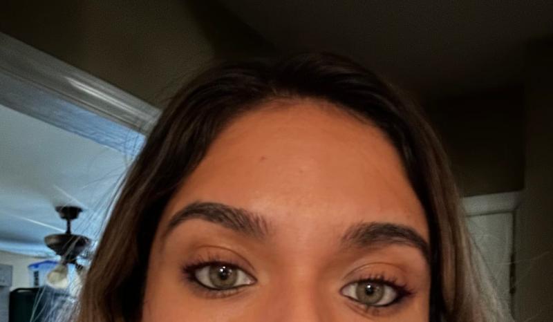 Makes hazel eyes pop!