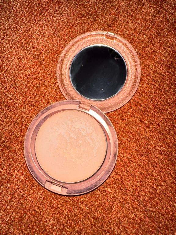 Customer photo for "Good color, bad smell and color payout"