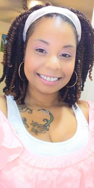 Customer photo for "THE BEST FOUNDATION"