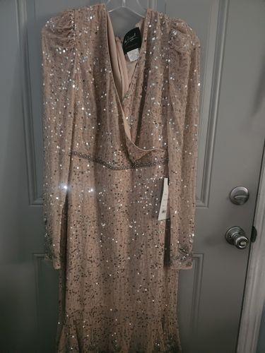(US発)Mac Duggal  メタリックAラインガウン Gold Metallic Ruched A Line Gown - Mac Duggal