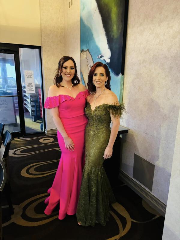 Review Thumbnail Image 0 309685635