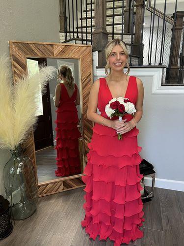 ★Mac Duggal★Red Vネック フリルスカート付き ロングドレス Red Sleeveless Ruffle Tiered V Neck Gown - Mac Duggal