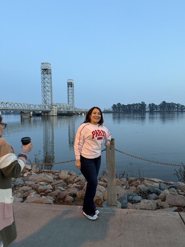 Customer carousel item 1.