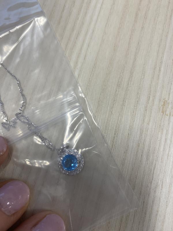 They are selling this as a “set”