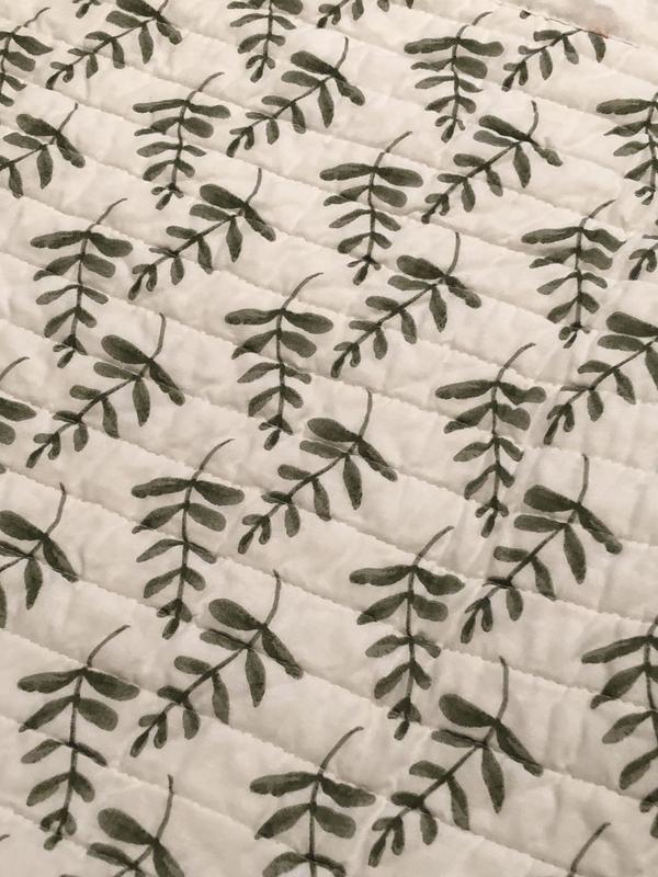 Overall picture, closeup and reverse