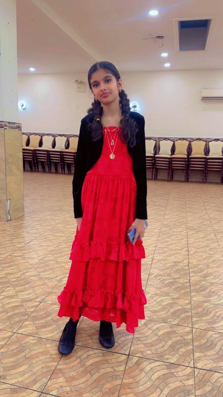 My daughter wear it on her cousin birthday