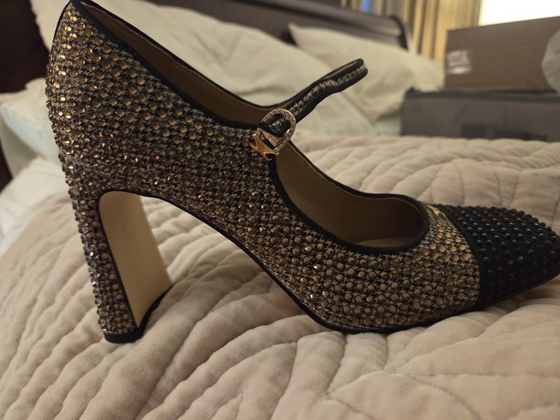 Photos do not do them justiv.  So cute