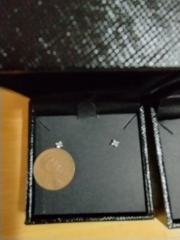 Perfect size for 12 of my 16 earrings