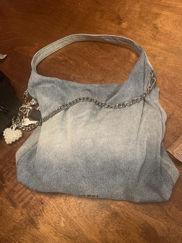 Customer carousel item 1.