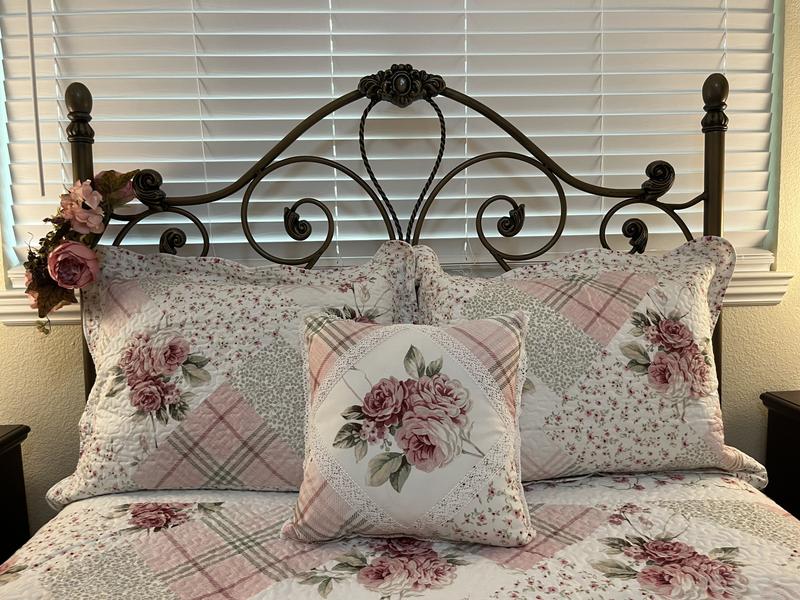 Customer carousel item 4.