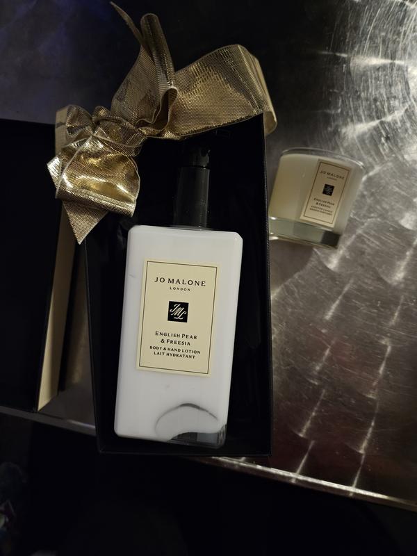 The B&H Lotion and the candle.