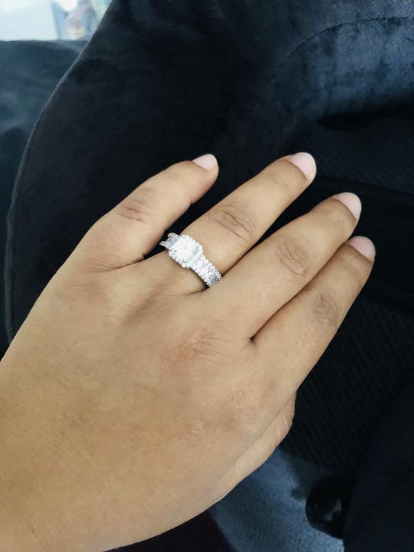 Customer carousel item 2.