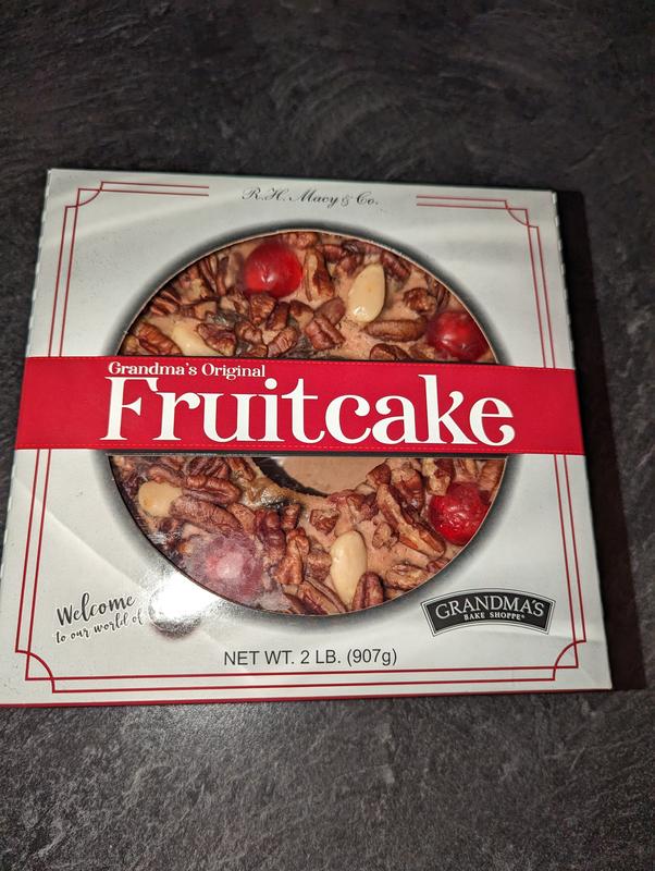 I was so excited to dig into it that I forgot to take a picture of it before slicing it.