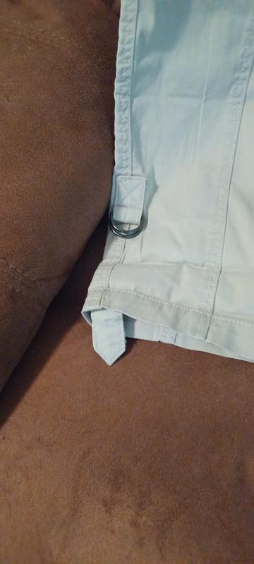 Buckle on leg to hold cuff