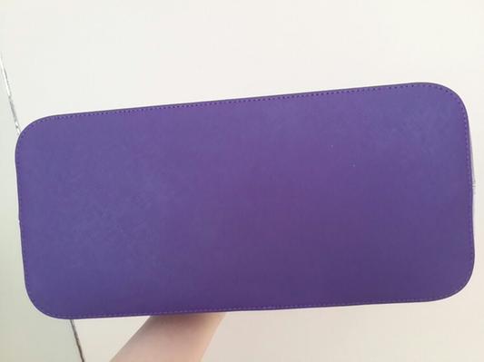 No feet at the bottom