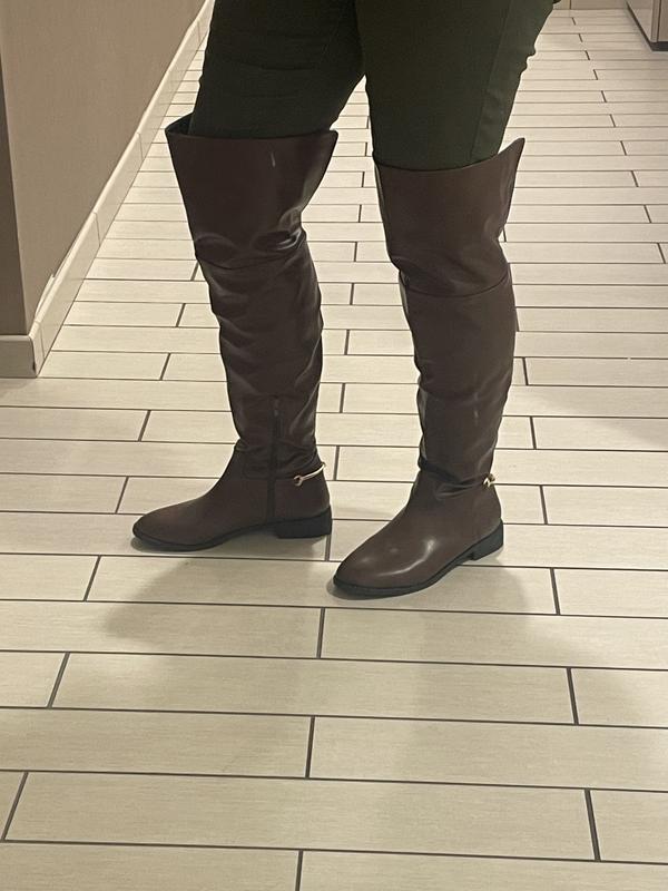 Customer carousel item 3.