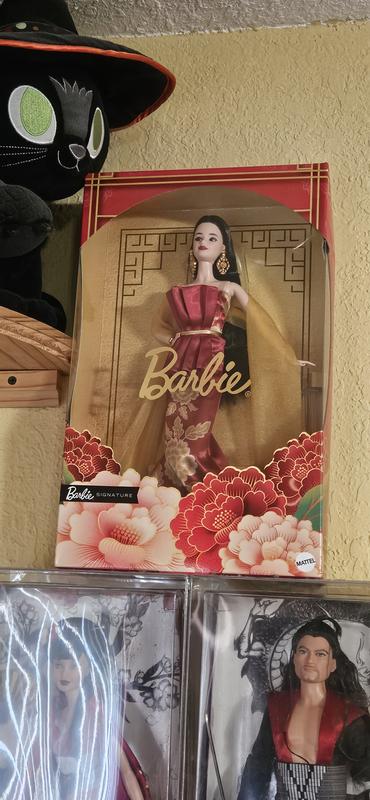 Customer carousel item 1.