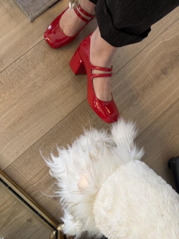 Slight heel, extra sturdy