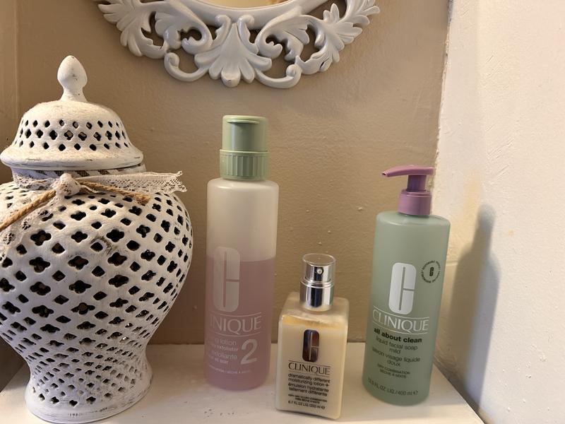 Clinique Liquid Facial Soap – Clinique – bluemercury