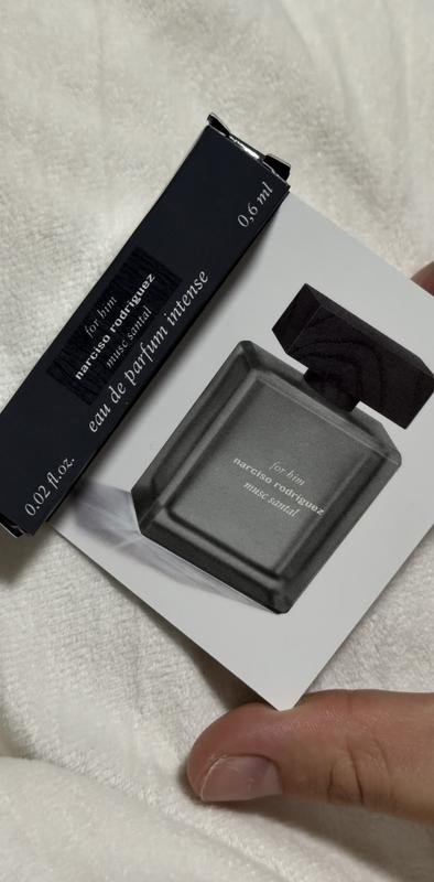 Customer carousel item 4.