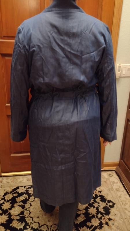 I can't move my arms well in this.