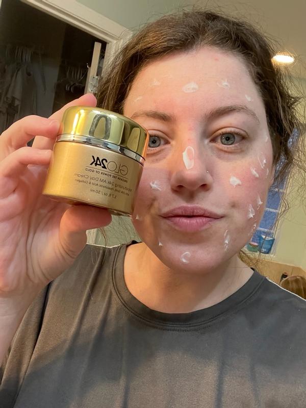 Customer carousel item 8.