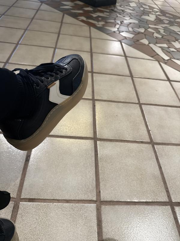 Customer carousel item 2.