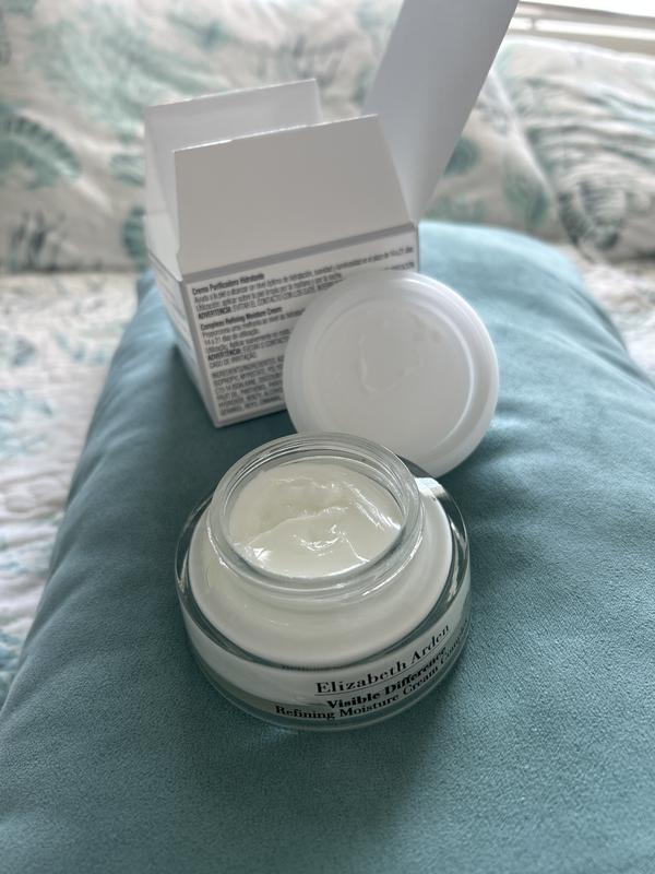 No seal next to product.