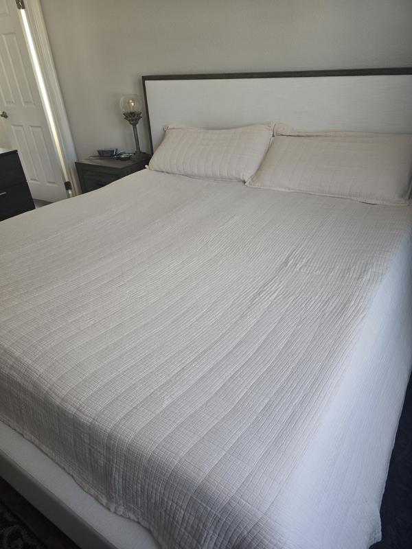 Customer carousel item 6.