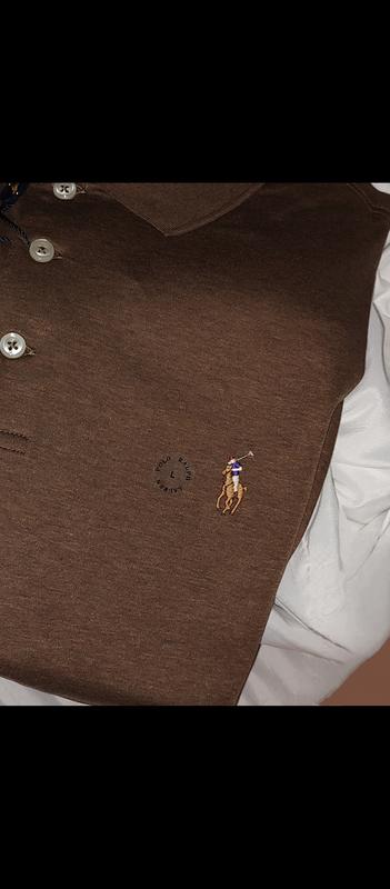 The color of the horse is closer to the entire shirt color in the listing photo...deceiving!!!