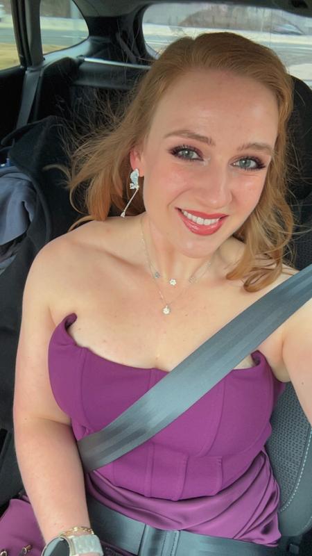 Customer carousel item 1.