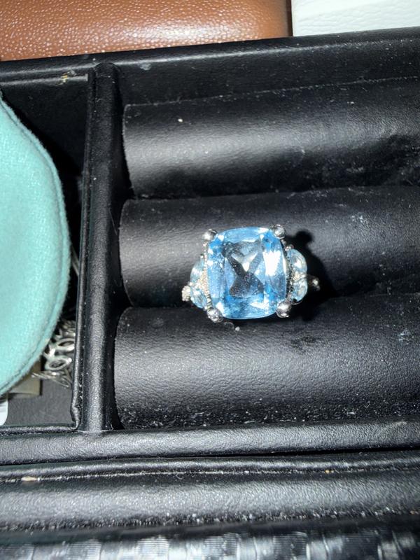 Customer carousel item 1.