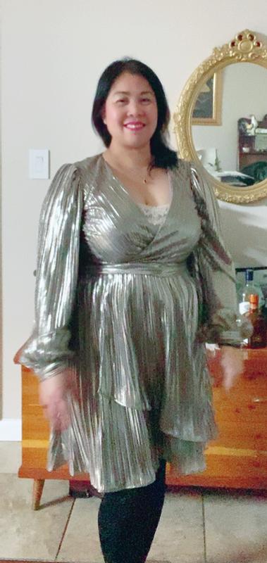 I Love The Dress that i Bought from Macy’s the Brand is Siena.