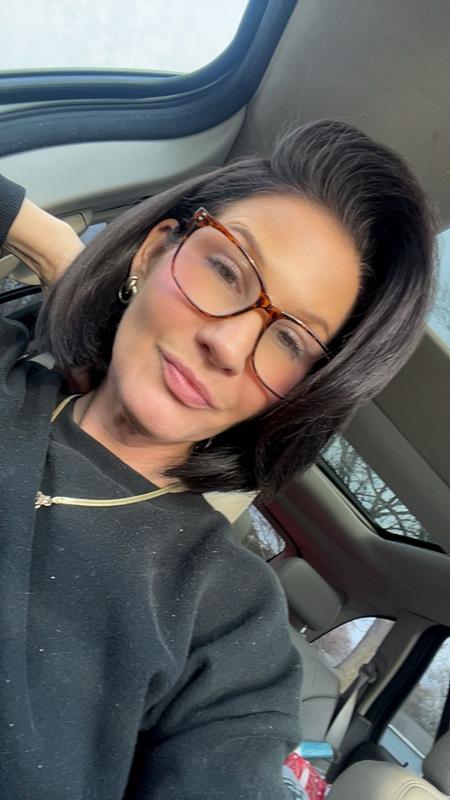 Customer carousel item 3.