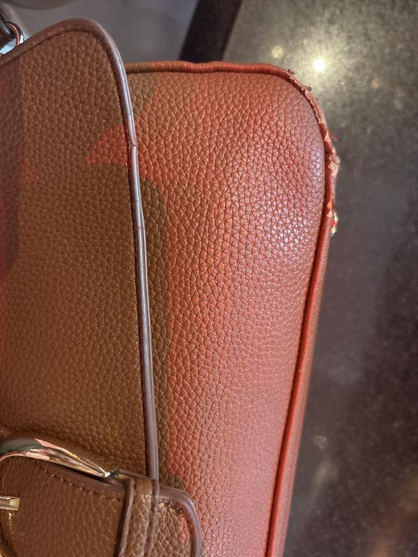 Customer carousel item 1.